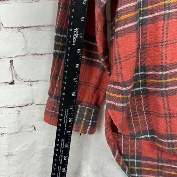 American Eagle Shirt Womens Medium Button Up Ahhmazingly Soft Boyfriend Fit Red - Picture 6 of 9